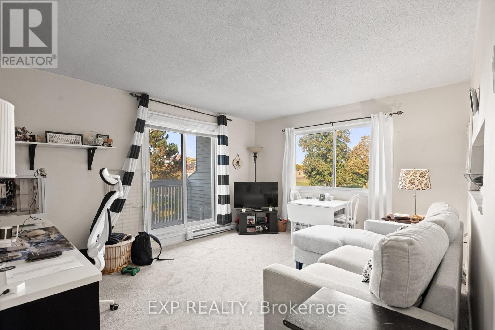 












209 - 214 VIEWMOUNT DRIVE

,
Ottawa,




Ontario
K2E7X3

