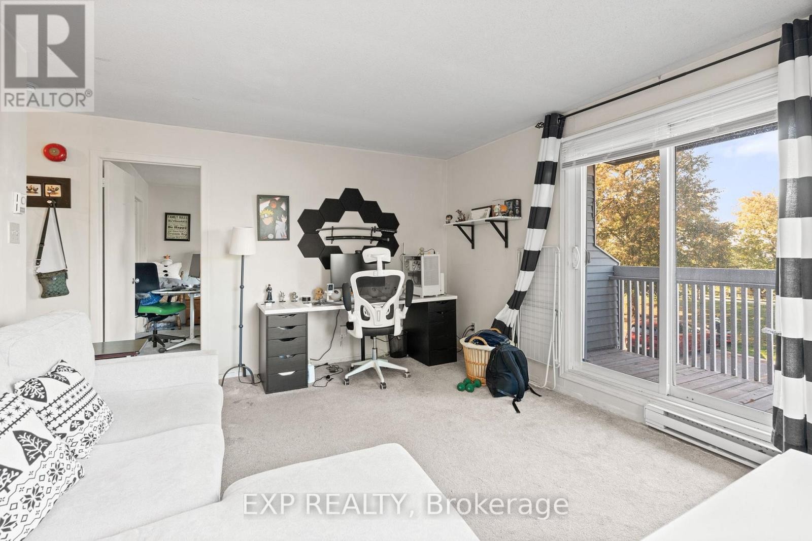 












209 - 214 VIEWMOUNT DRIVE

,
Ottawa,




Ontario
K2E7X3

