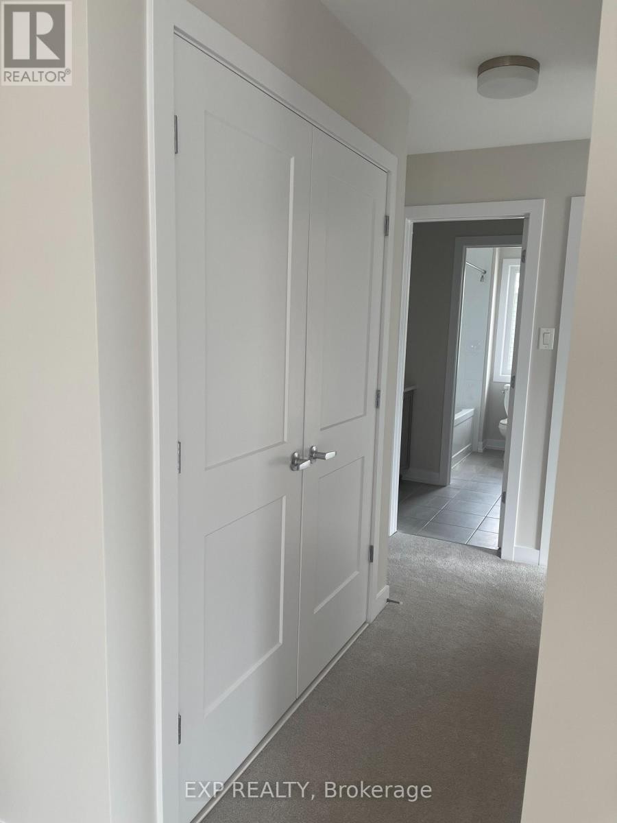 












510 OLDENBURG AVENUE

,
Ottawa,




Ontario
K0A2Z0

