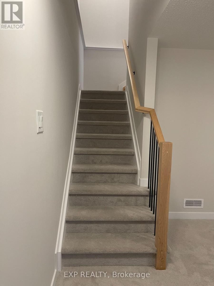 












510 OLDENBURG AVENUE

,
Ottawa,




Ontario
K0A2Z0

