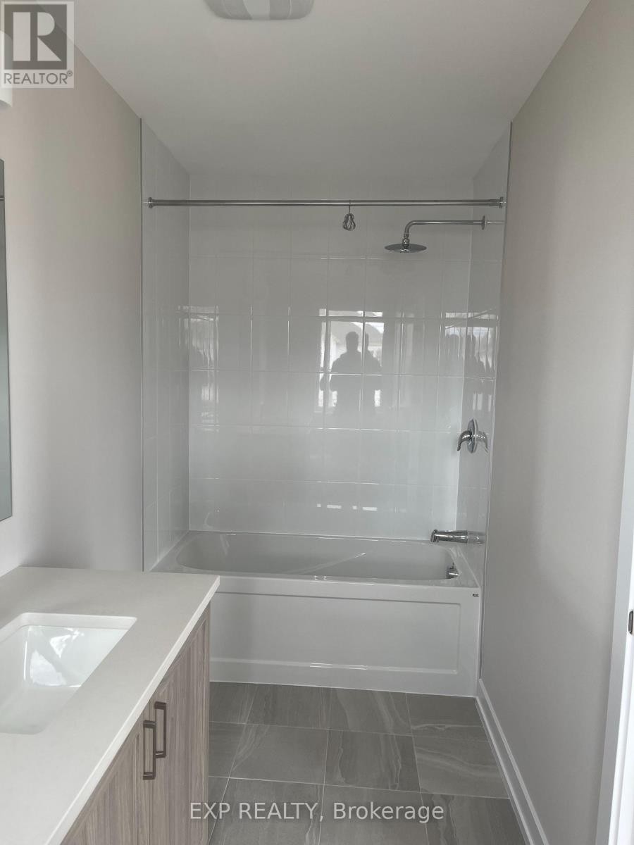 












510 OLDENBURG AVENUE

,
Ottawa,




Ontario
K0A2Z0

