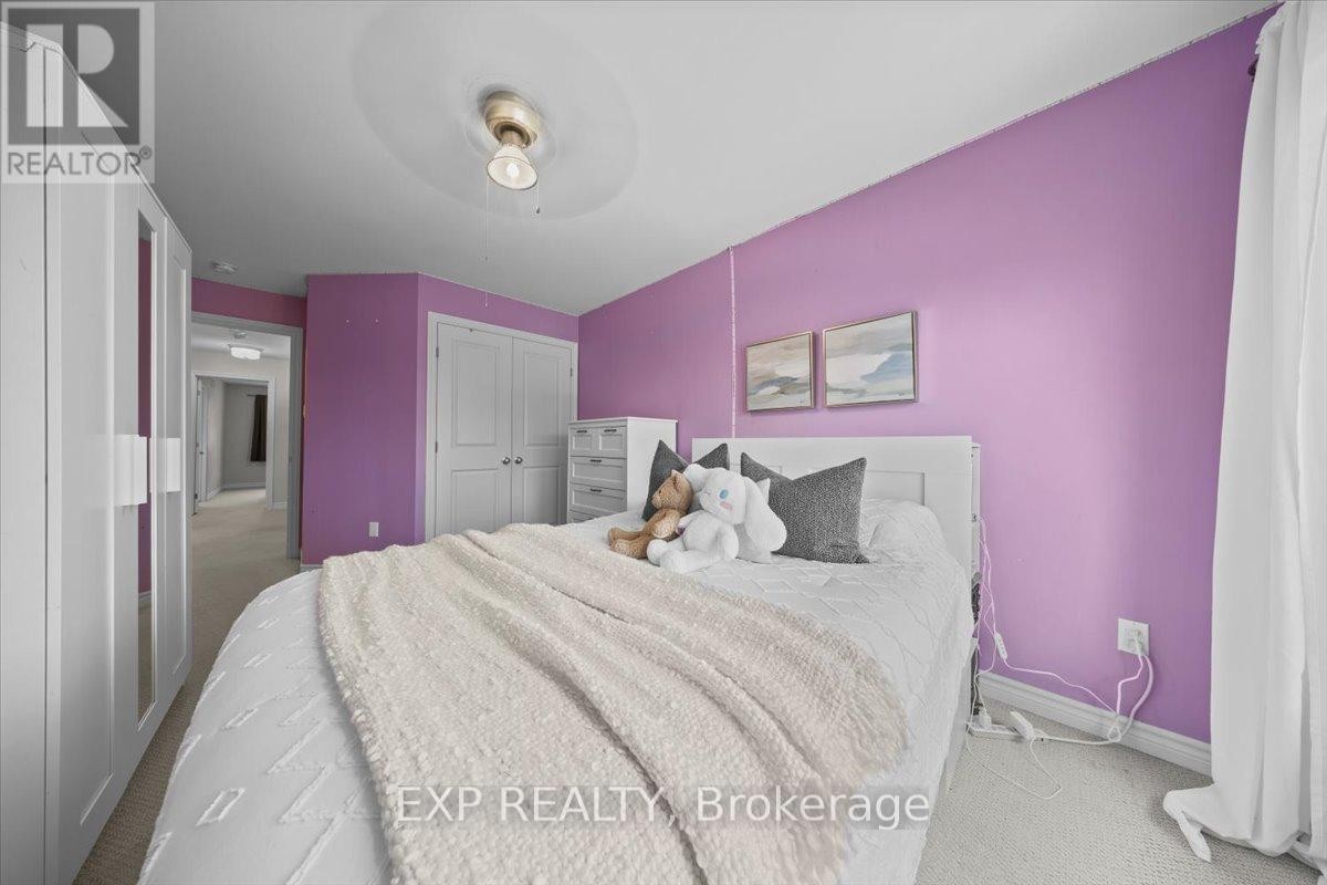 












357 ALASKEN DRIVE

,
Ottawa,




Ontario
K1T0M4

