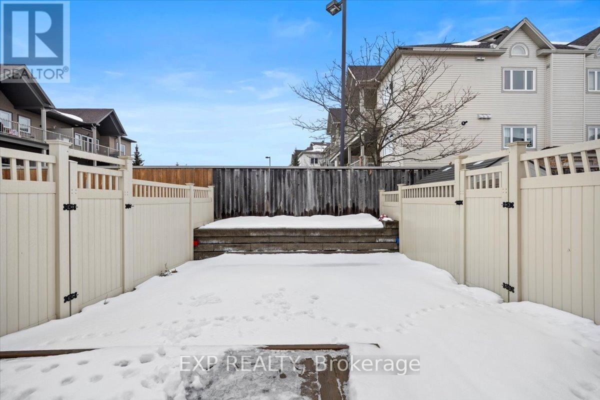 












357 ALASKEN DRIVE

,
Ottawa,




Ontario
K1T0M4

