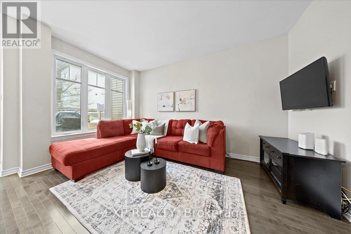 












357 ALASKEN DRIVE

,
Ottawa,




Ontario
K1T0M4

