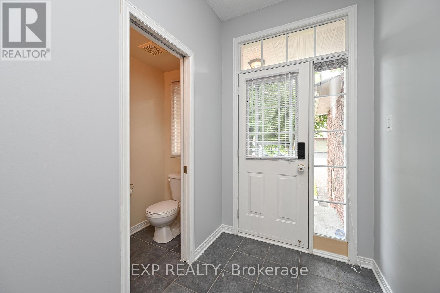 












677 WILDSHORE CRESCENT

,
Ottawa,




Ontario
K1V1Y1

