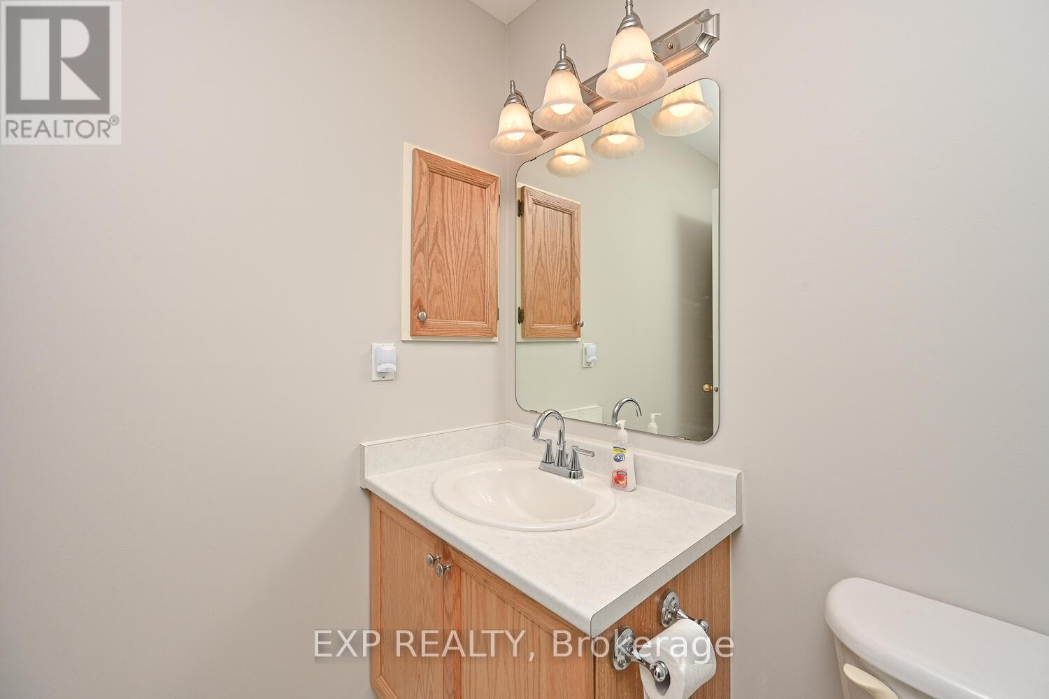 












677 WILDSHORE CRESCENT

,
Ottawa,




Ontario
K1V1Y1

