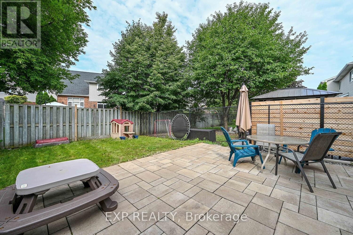 












677 WILDSHORE CRESCENT

,
Ottawa,




Ontario
K1V1Y1

