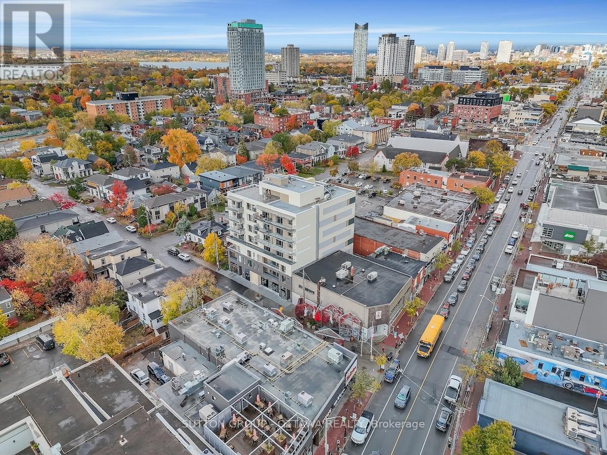 












507 - 399 WINSTON AVENUE

,
Ottawa,




Ontario
K2A1Y8

