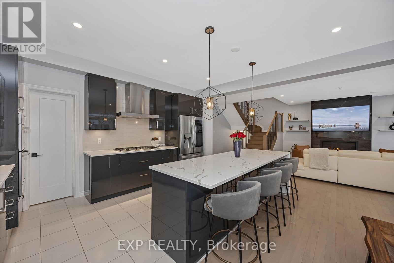 












711 MOONFLOWER CRESCENT

,
Ottawa,




Ontario
K1T0X8

