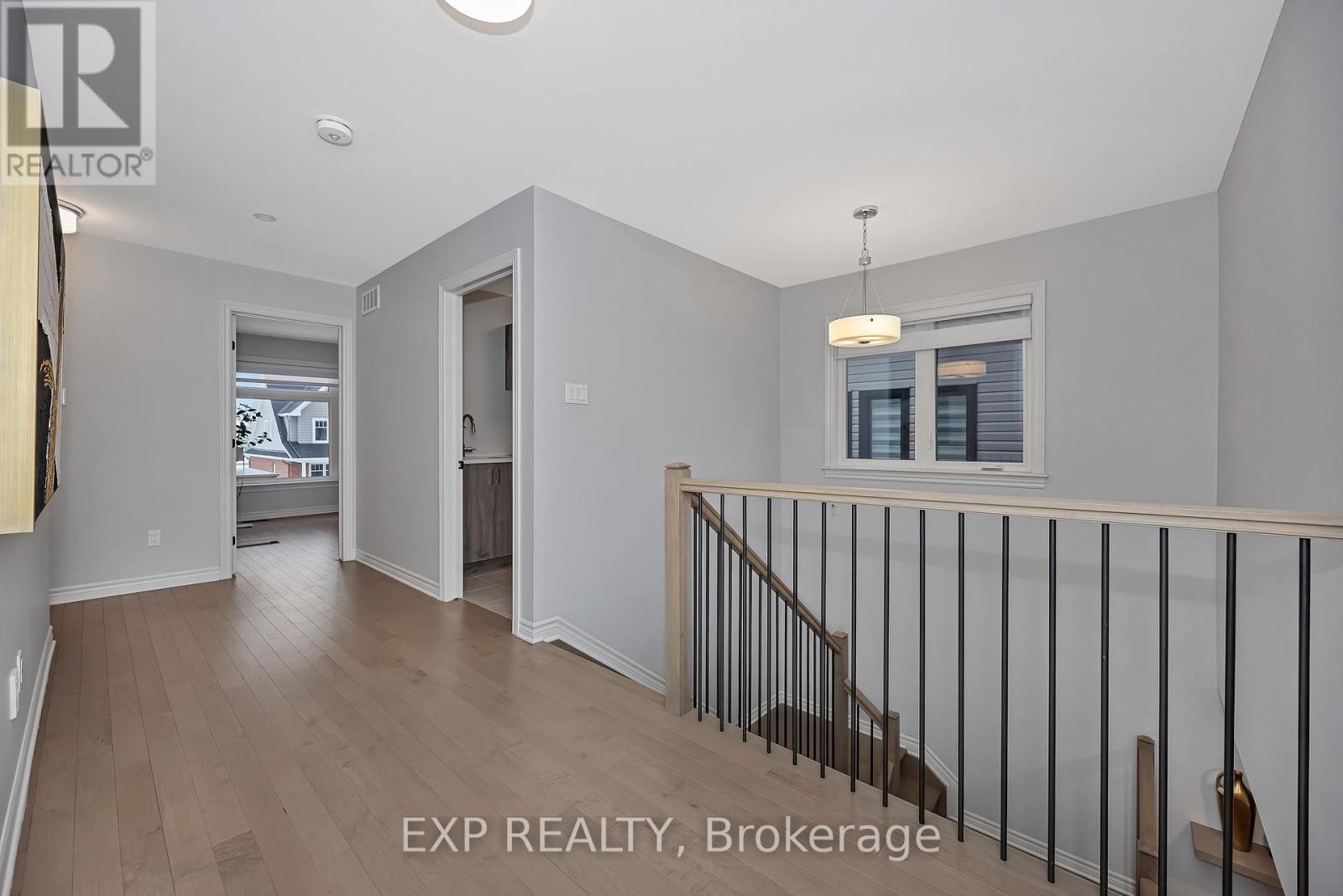 












711 MOONFLOWER CRESCENT

,
Ottawa,




Ontario
K1T0X8

