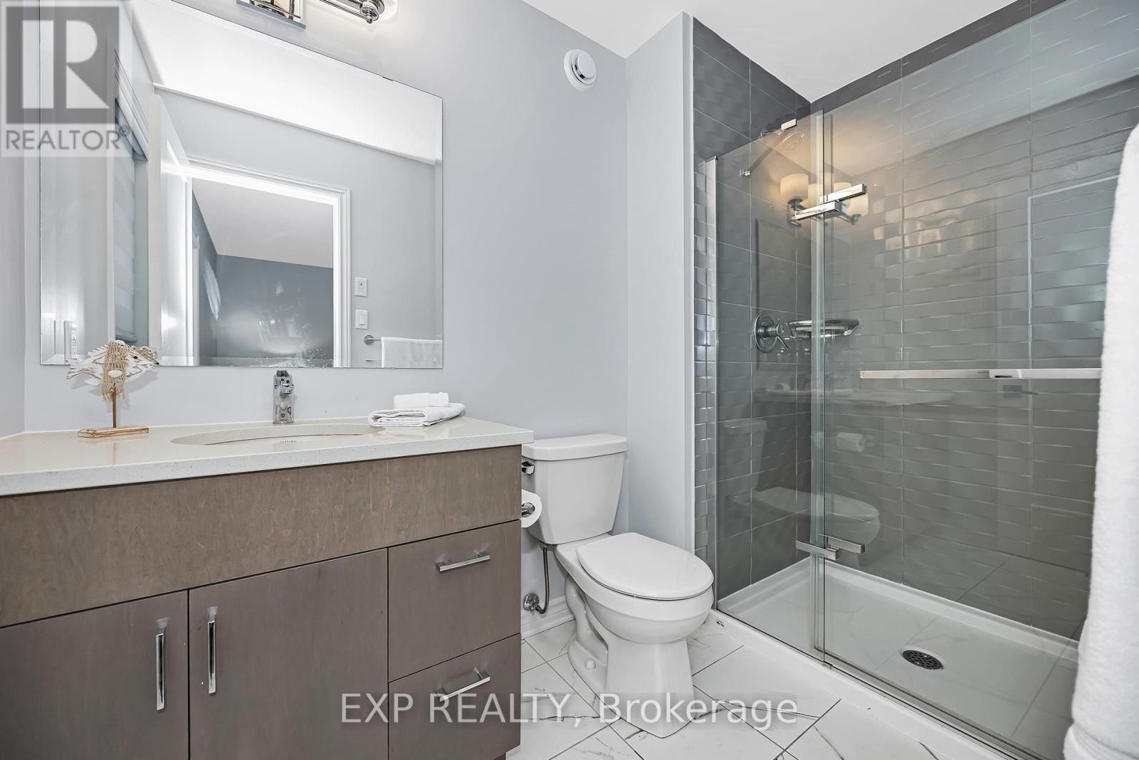 












711 MOONFLOWER CRESCENT

,
Ottawa,




Ontario
K1T0X8

