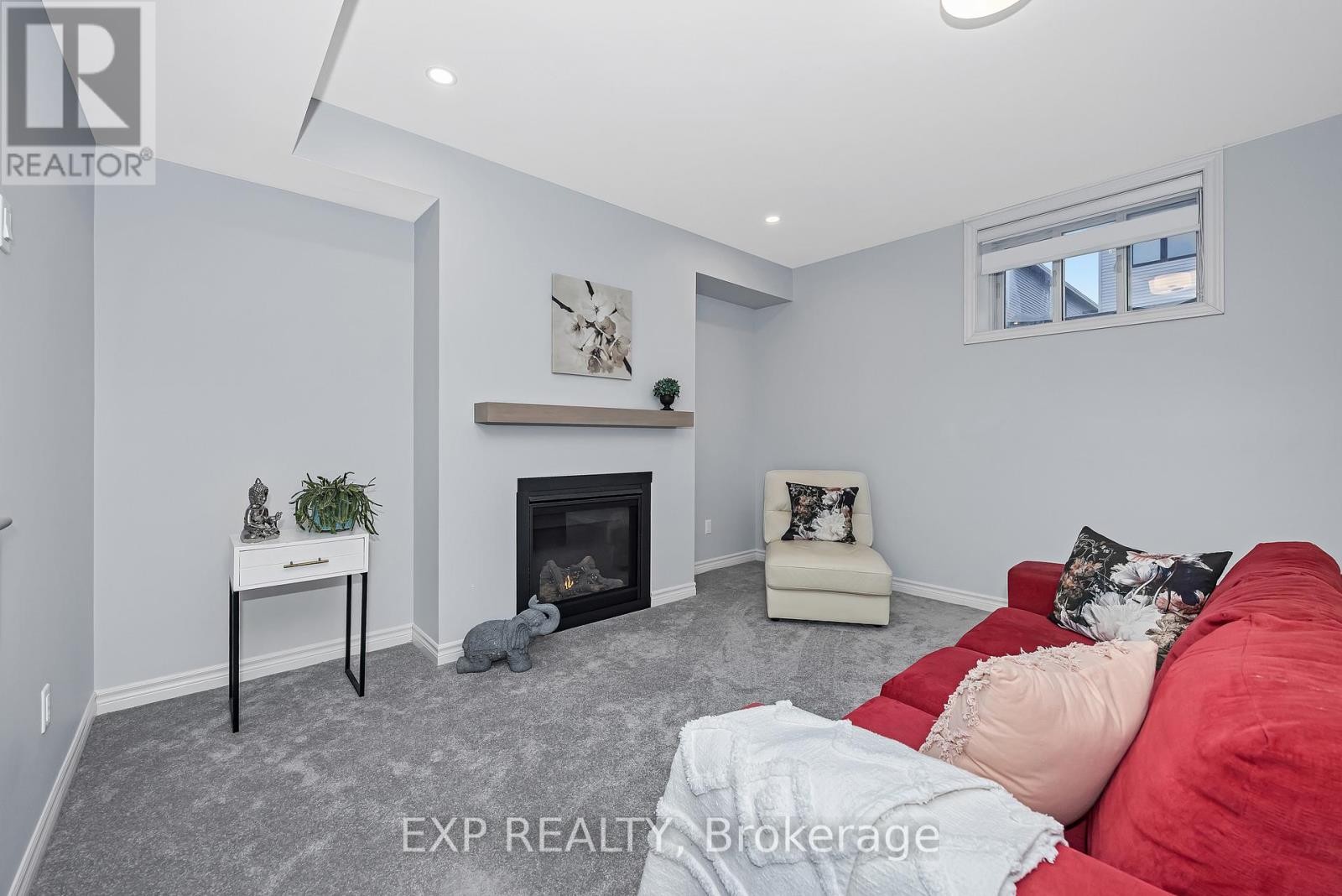 












711 MOONFLOWER CRESCENT

,
Ottawa,




Ontario
K1T0X8

