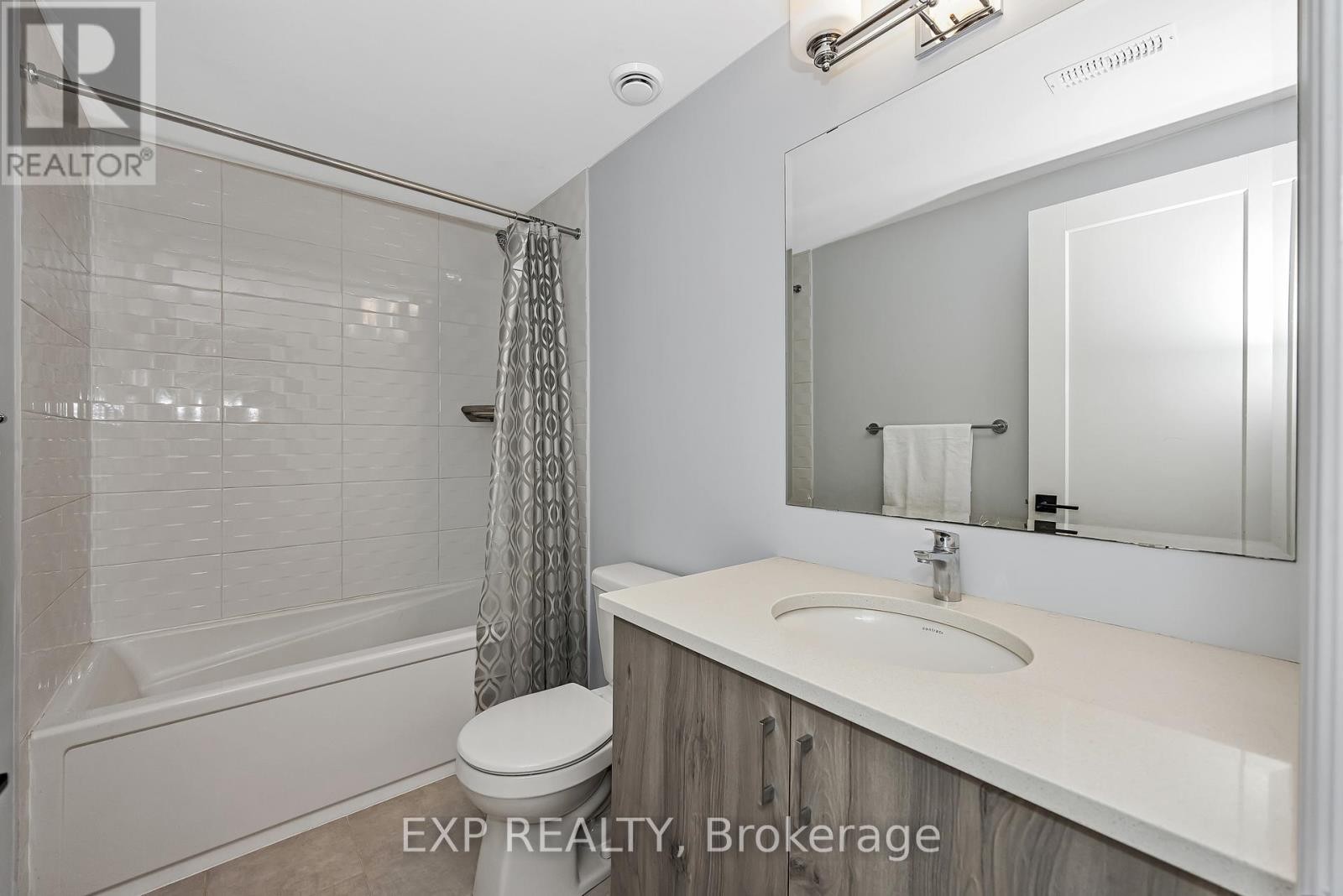 












711 MOONFLOWER CRESCENT

,
Ottawa,




Ontario
K1T0X8

