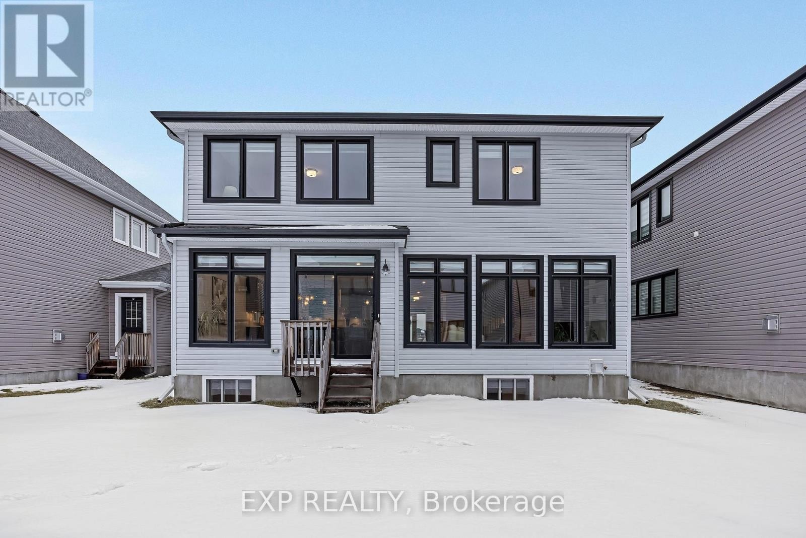 












711 MOONFLOWER CRESCENT

,
Ottawa,




Ontario
K1T0X8

