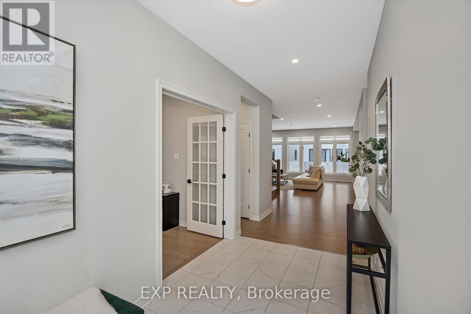 












711 MOONFLOWER CRESCENT

,
Ottawa,




Ontario
K1T0X8

