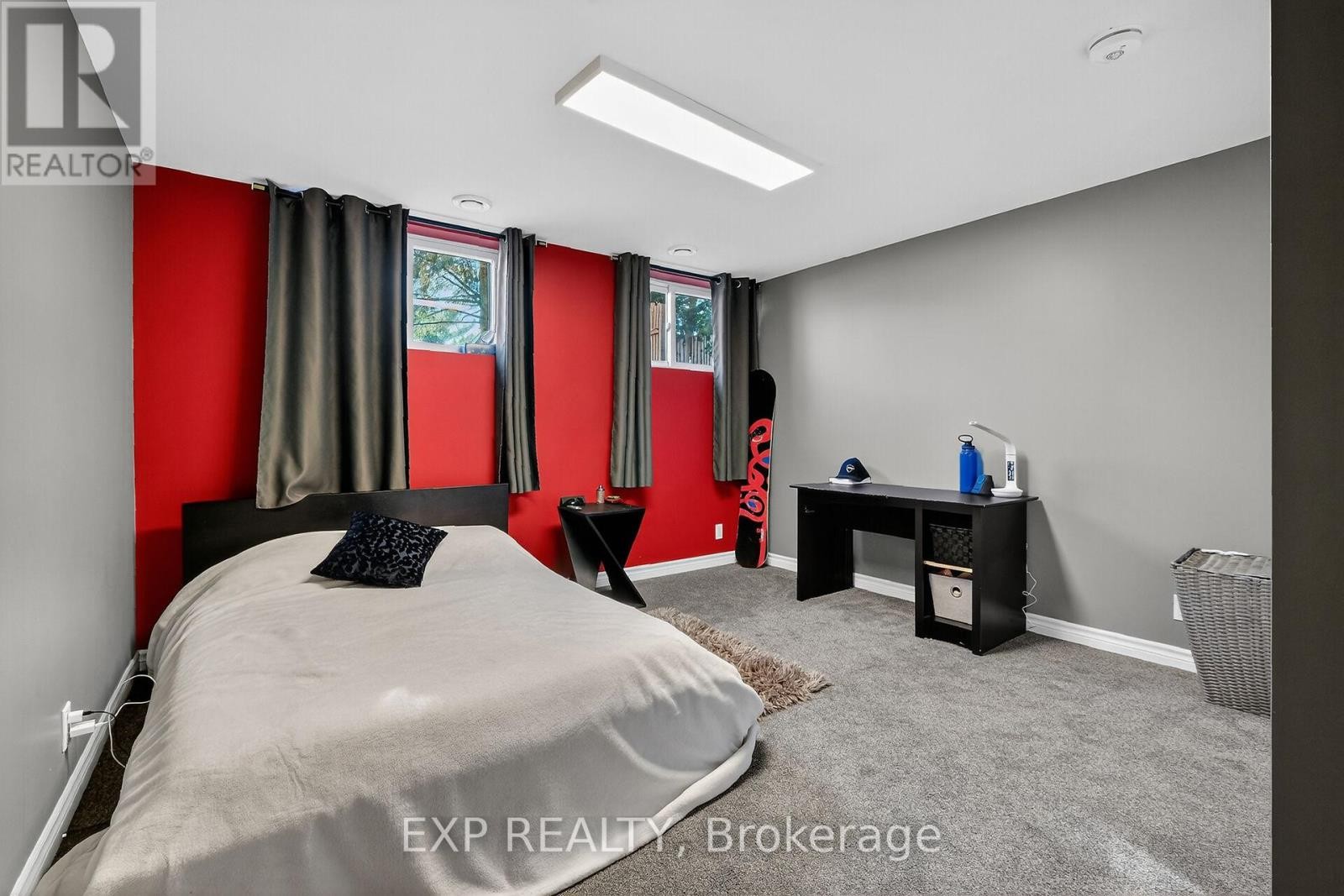 












544 LOUCKS DRIVE

,
Russell,




Ontario
K4R1B6

