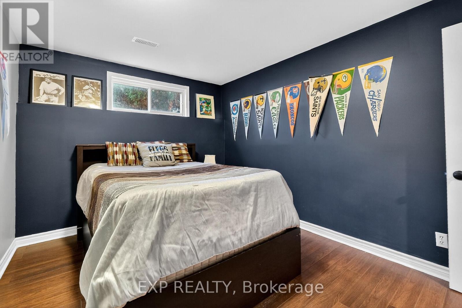 












544 LOUCKS DRIVE

,
Russell,




Ontario
K4R1B6

