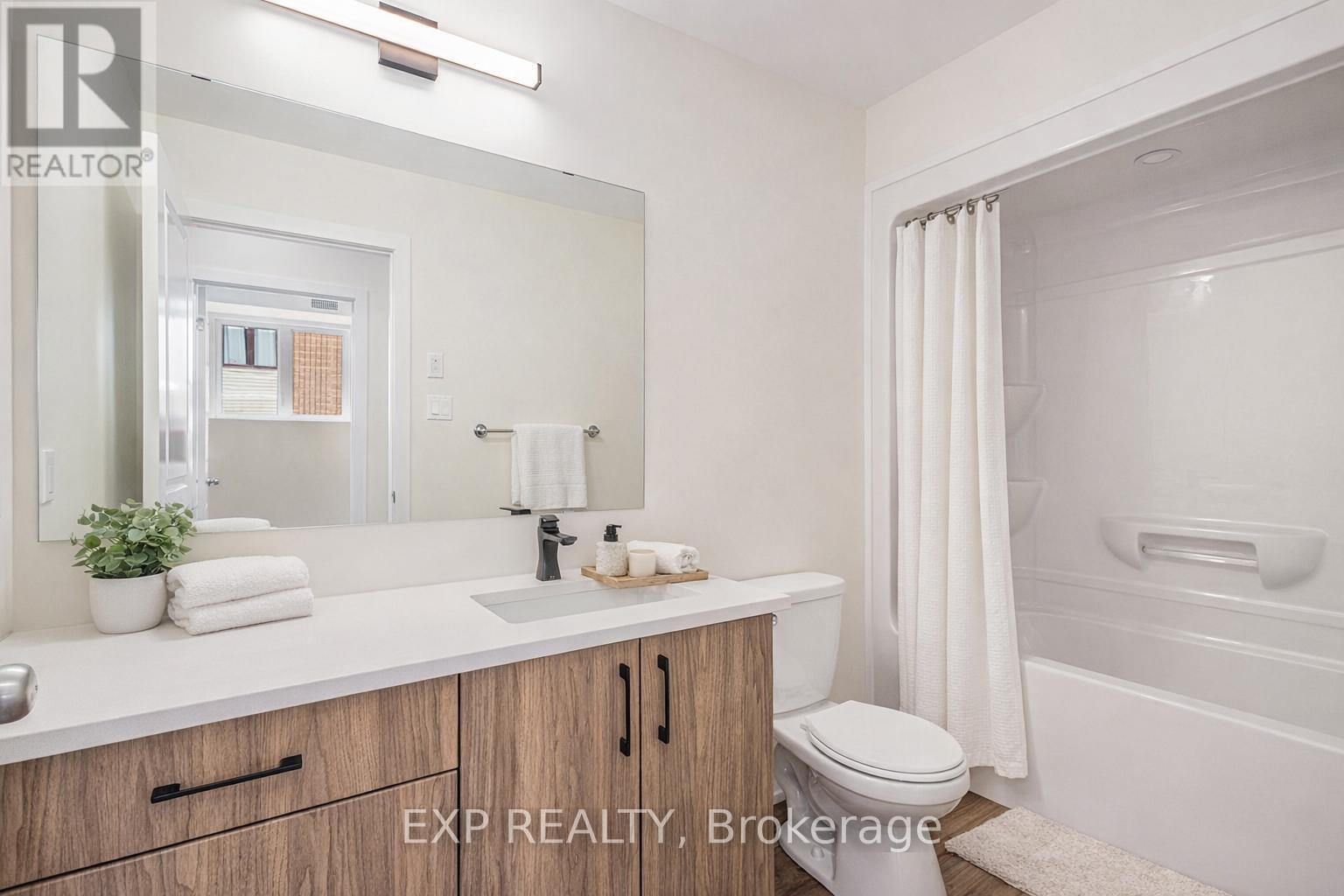 












102 - 897 LAURIER STREET

,
Clarence-Rockland,




Ontario
K4K1E3

