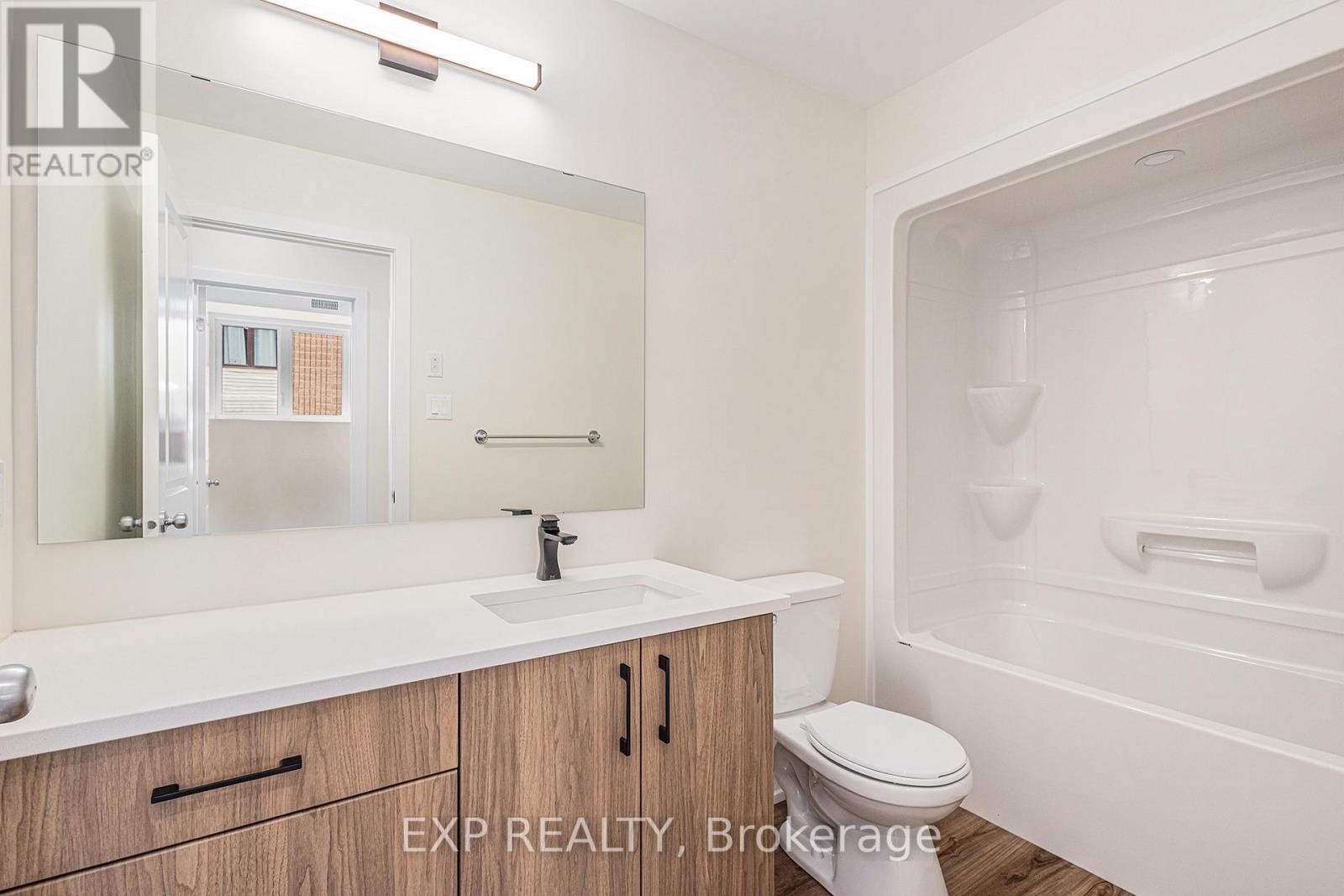 












102 - 897 LAURIER STREET

,
Clarence-Rockland,




Ontario
K4K1E3

