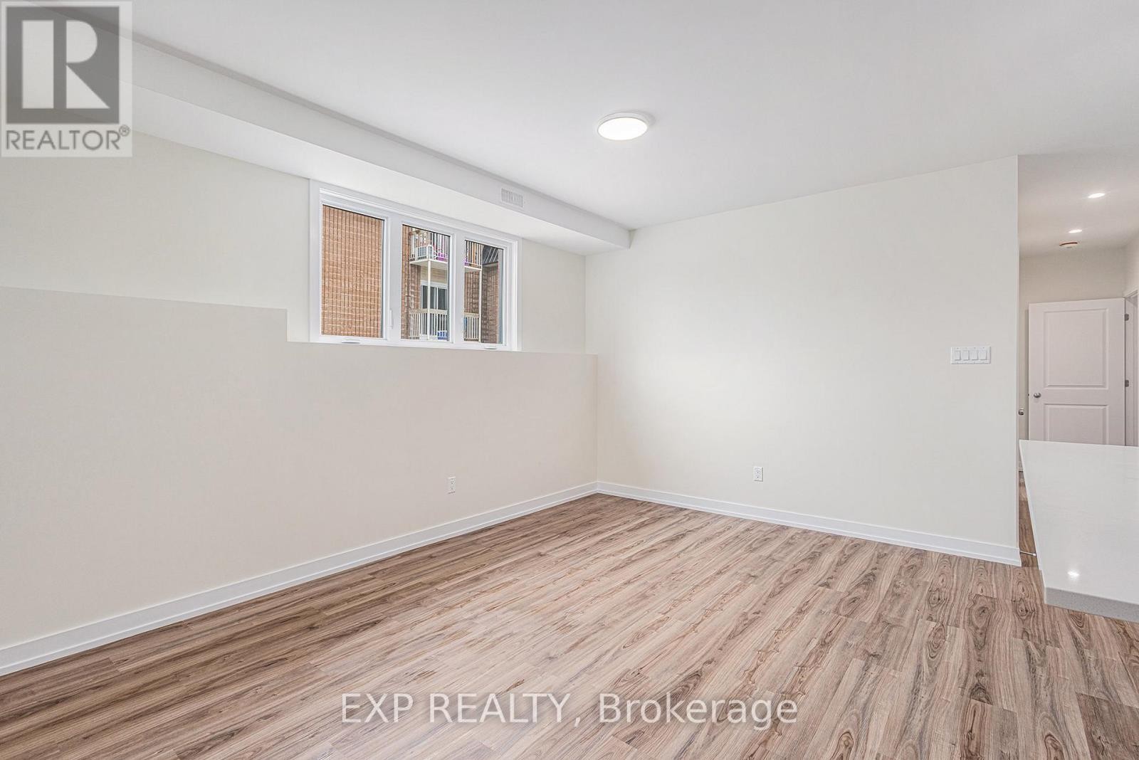 












102 - 897 LAURIER STREET

,
Clarence-Rockland,




Ontario
K4K1E3

