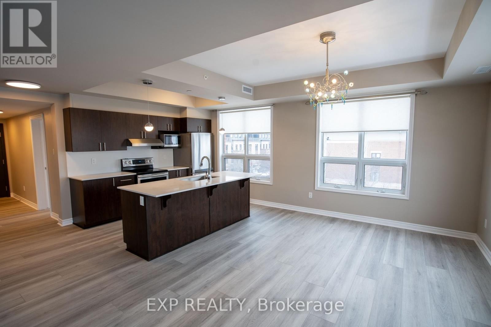 












305 - 301 BAYROSE DRIVE

,
Ottawa,




Ontario
K2J5W3

