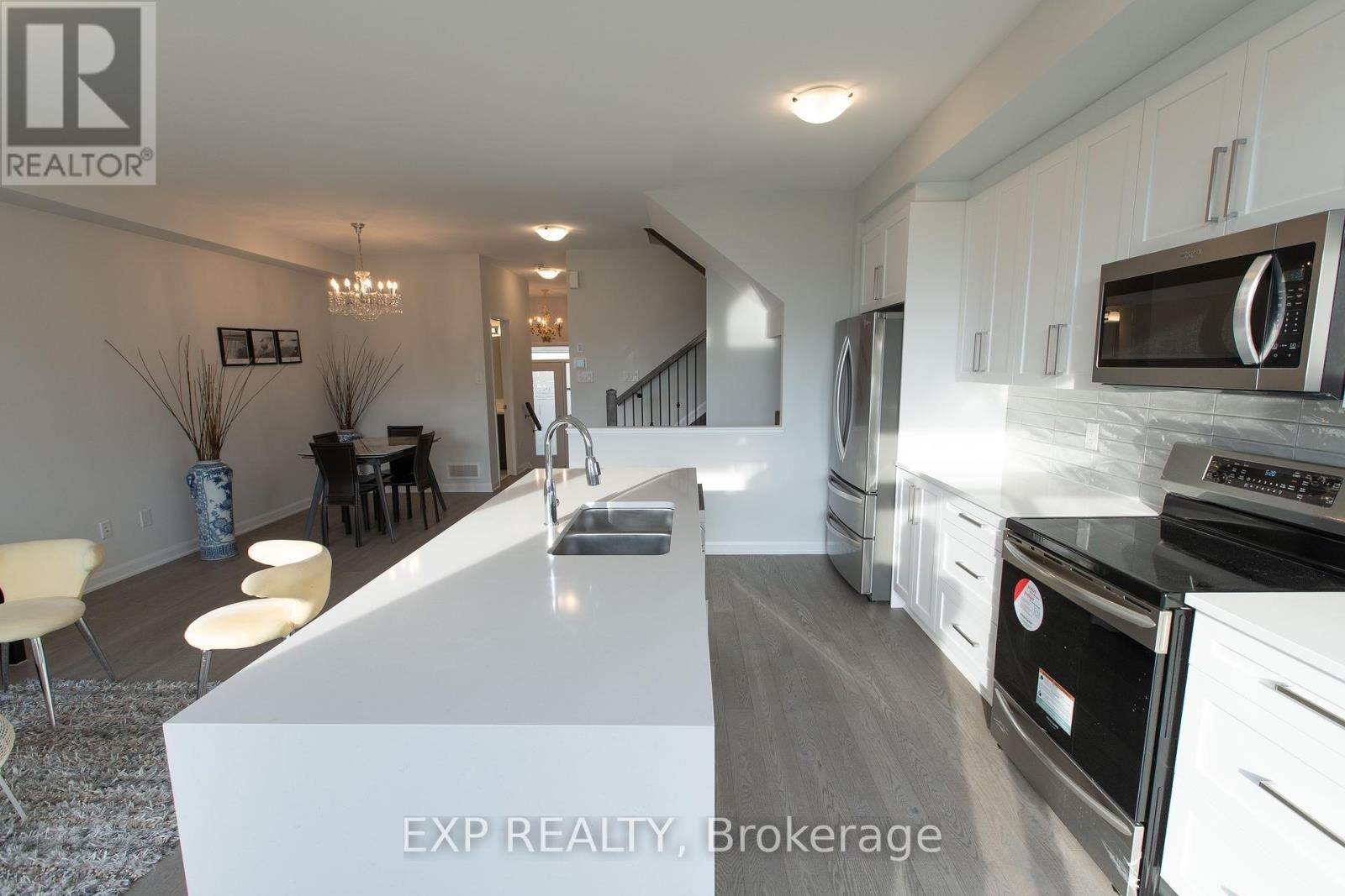 












148 NAMASTE WALK

,
Ottawa,




Ontario
K2J6Z4

