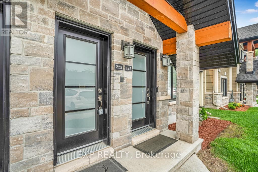 












225 - 292 MASTERS LANE

,
Clarence-Rockland,




Ontario
K4K0K5

