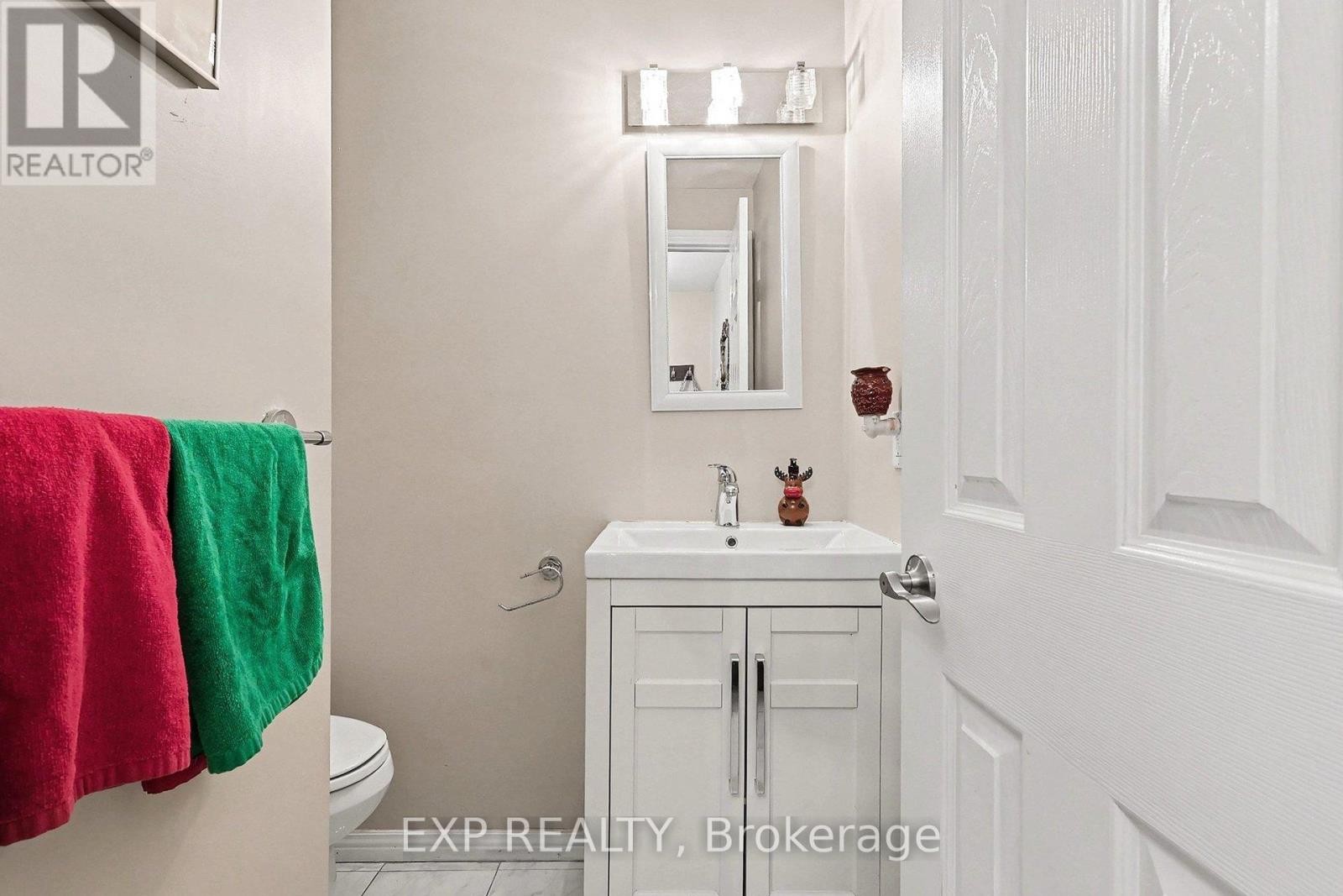 












15 WEDGEWOOD CRESCENT

,
Ottawa,




Ontario
K1B4B5

