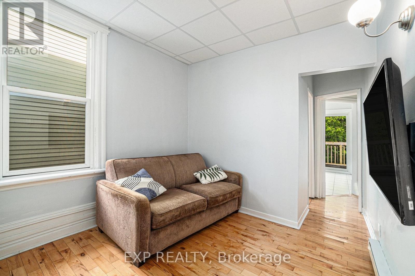 












350 FIFTH AVENUE

,
Ottawa,




Ontario
K1S2N8

