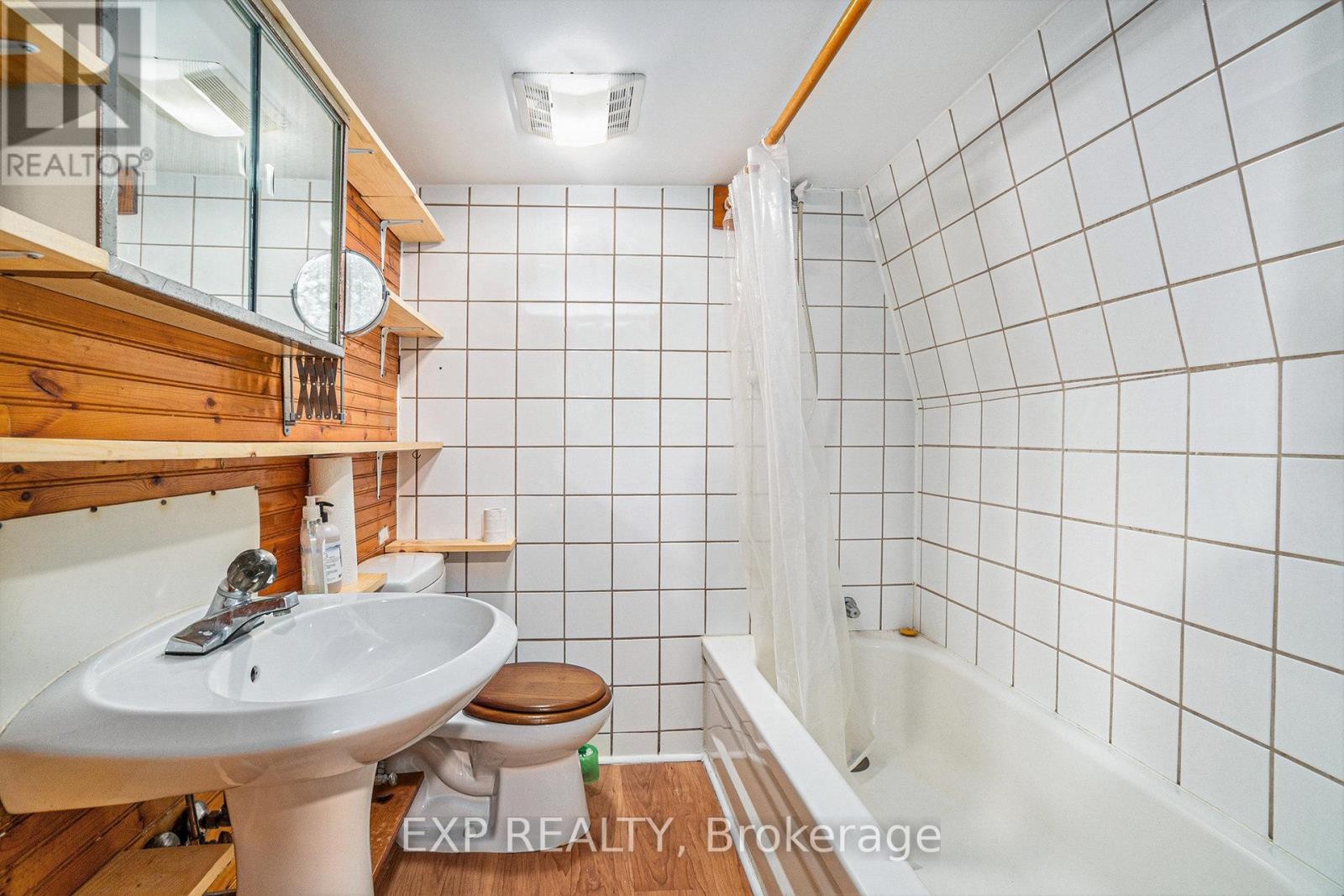 












350 FIFTH AVENUE

,
Ottawa,




Ontario
K1S2N8

