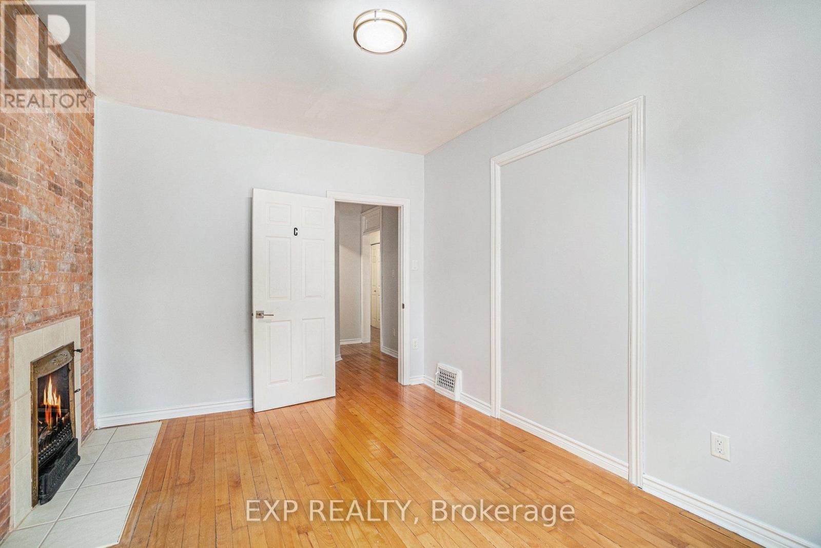 












350 FIFTH AVENUE

,
Ottawa,




Ontario
K1S2N8

