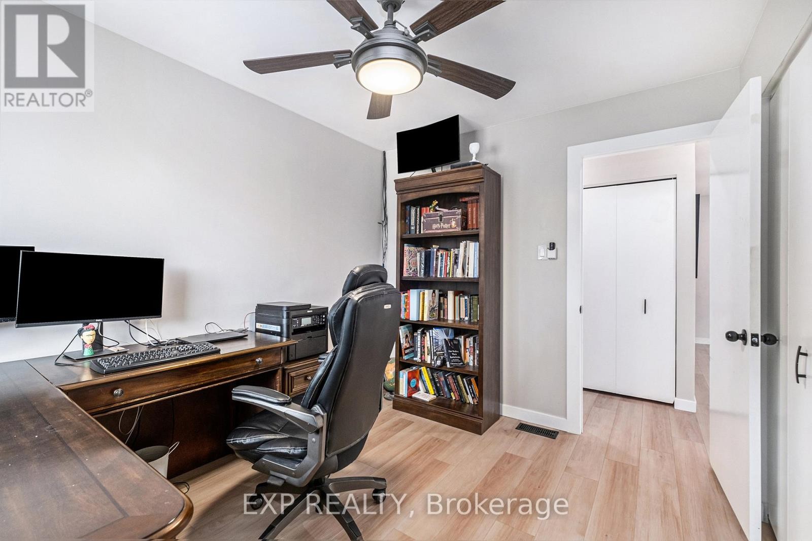 












3 ST REMY DRIVE

,
Ottawa,




Ontario
K2J1A4

