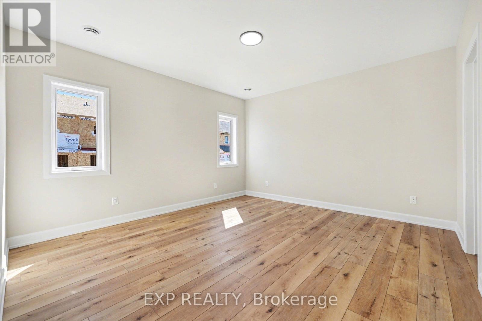 












448 FALCON LANE

,
Russell,




Ontario
K4R0M5

