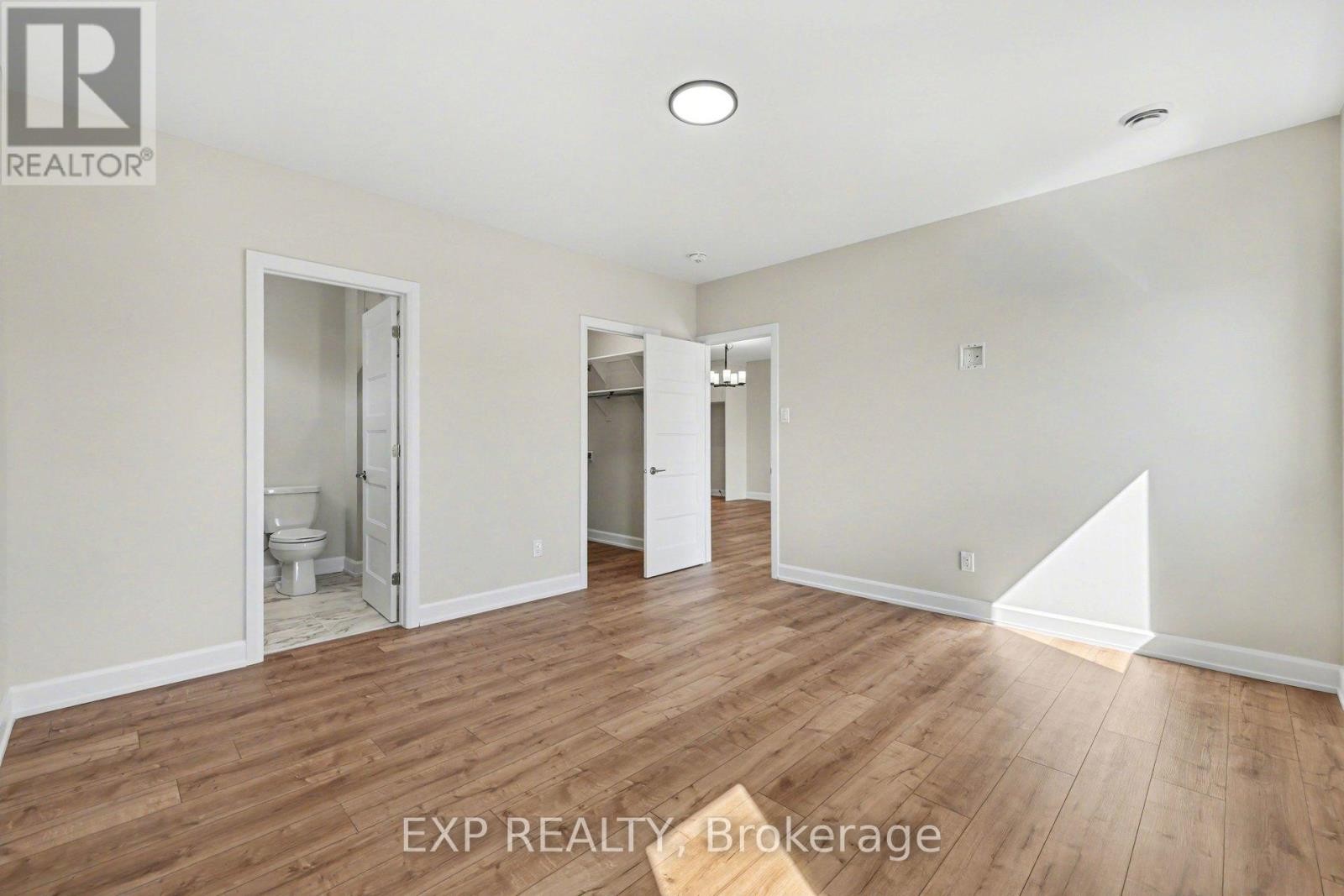 












A - 448 FALCON LANE

,
Russell,




Ontario
K4R0M5

