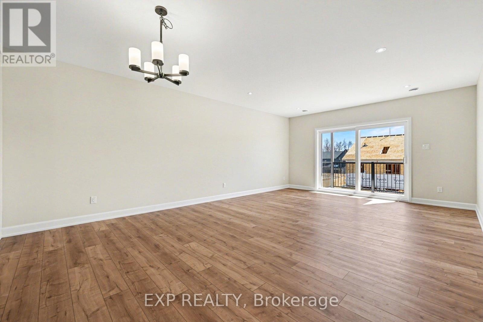 












A - 448 FALCON LANE

,
Russell,




Ontario
K4R0M5

