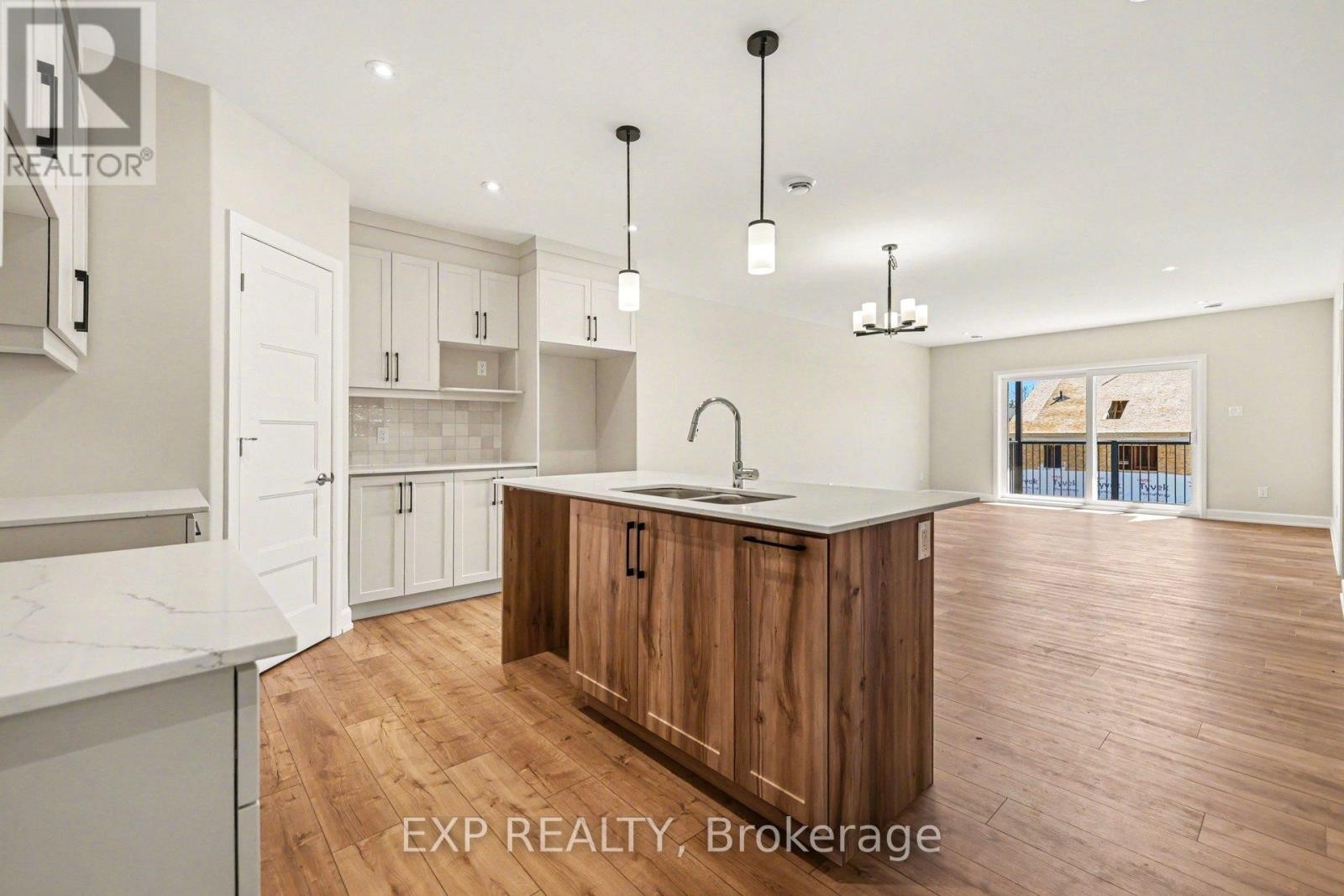 












A - 448 FALCON LANE

,
Russell,




Ontario
K4R0M5

