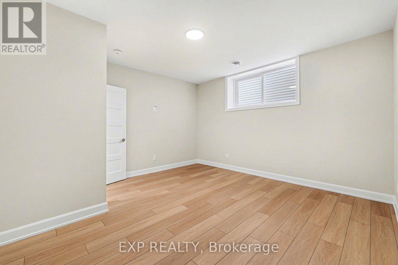 












B - 448 FALCON LANE

,
Russell,




Ontario
K4R0M5

