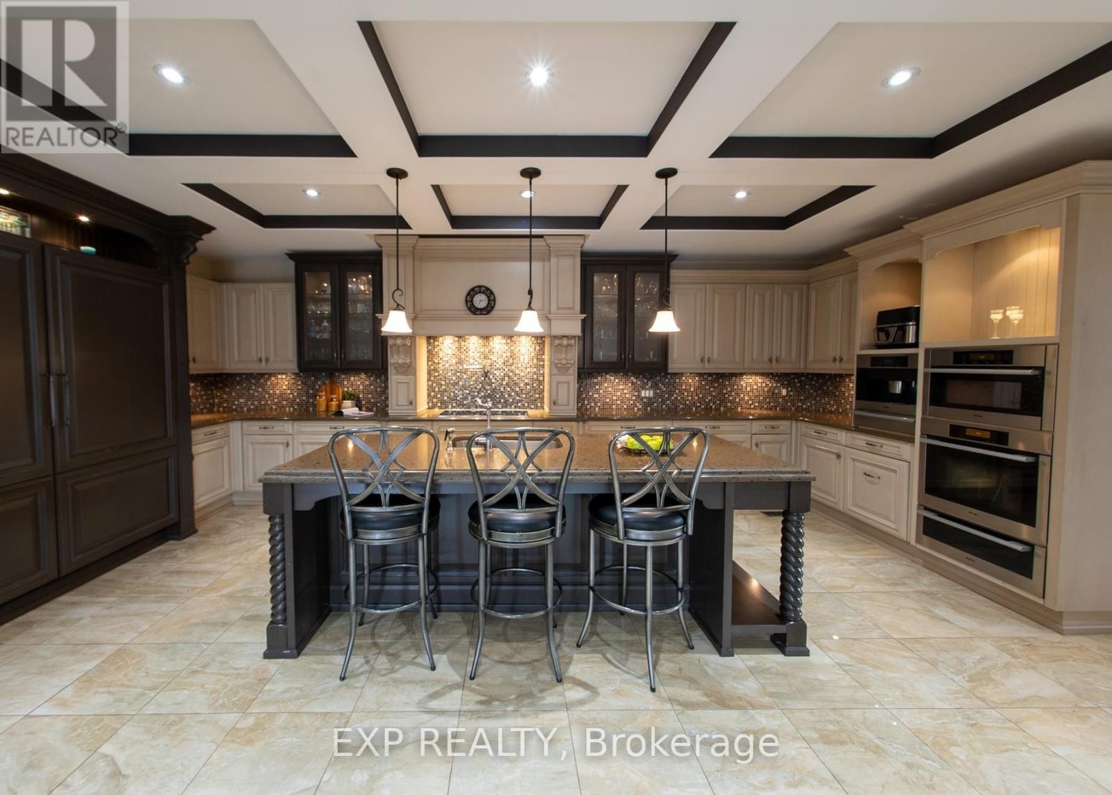 












2754 EAGLESON ROAD

,
Ottawa,




Ontario
K2S1B8

