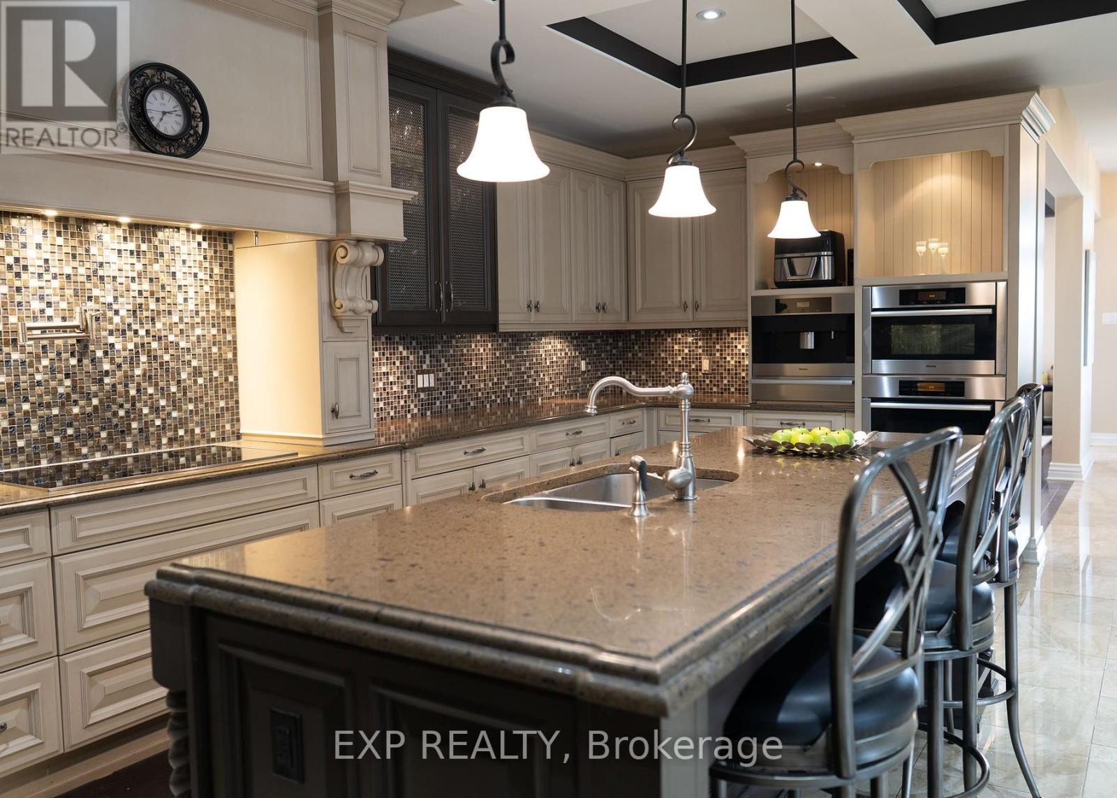 












2754 EAGLESON ROAD

,
Ottawa,




Ontario
K2S1B8

