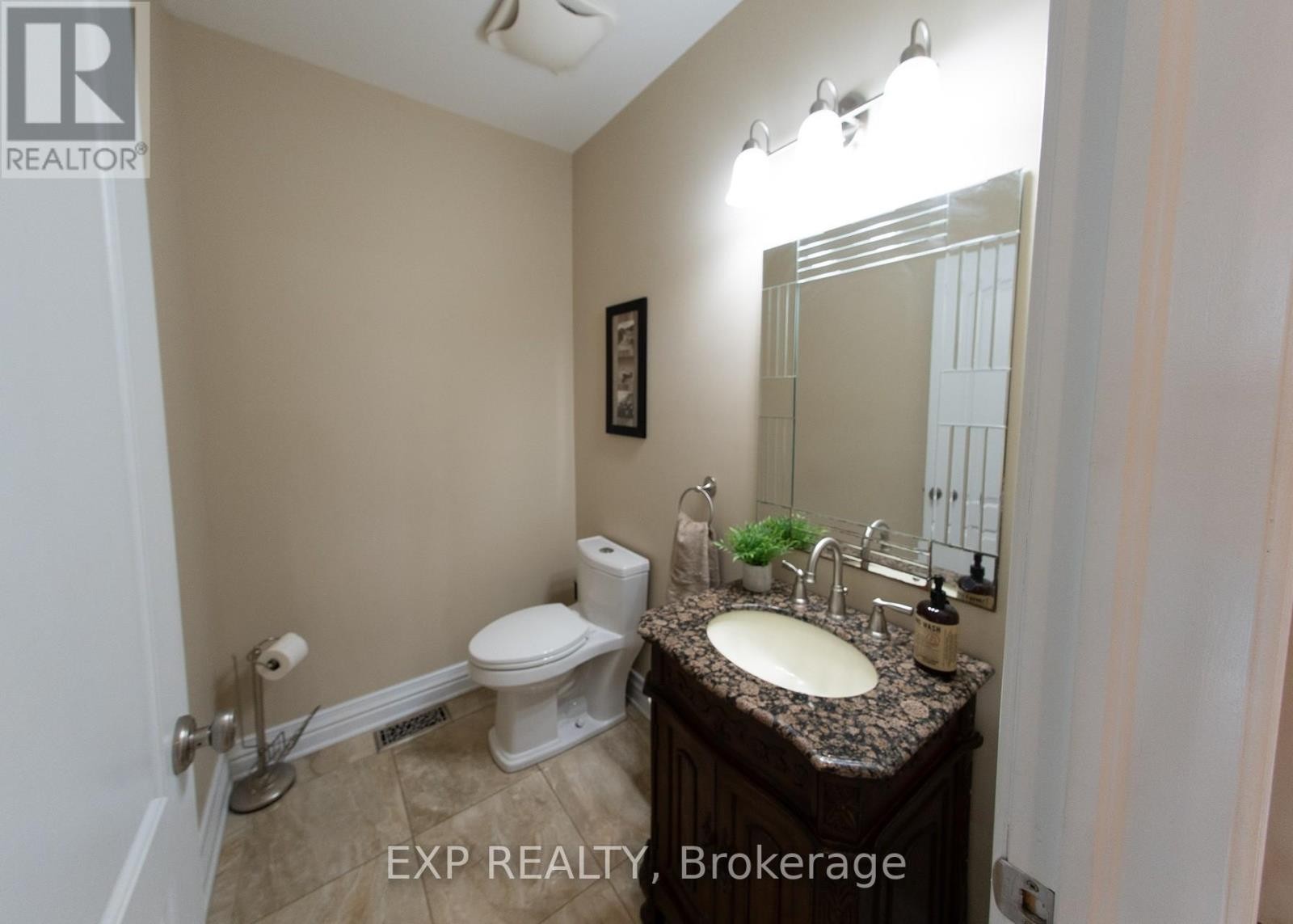 












2754 EAGLESON ROAD

,
Ottawa,




Ontario
K2S1B8

