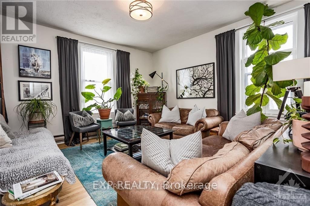 












2 - 5 BRIDGE STREET

,
Mississippi Mills,




Ontario
K0A1A0

