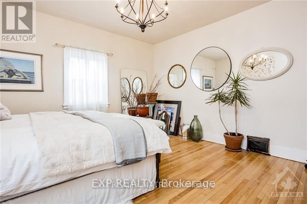 












2 - 5 BRIDGE STREET

,
Mississippi Mills,




Ontario
K0A1A0

