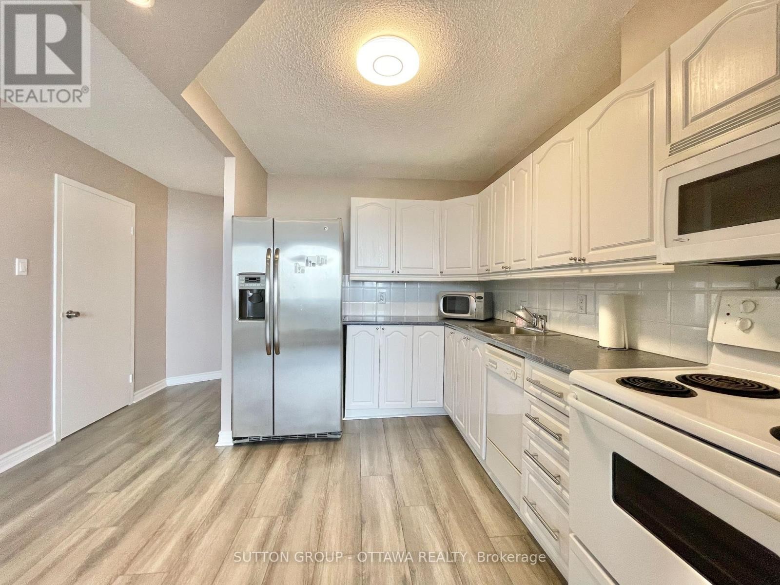 












1908 - 900 DYNES ROAD

,
Ottawa,




Ontario
K2C3L6

