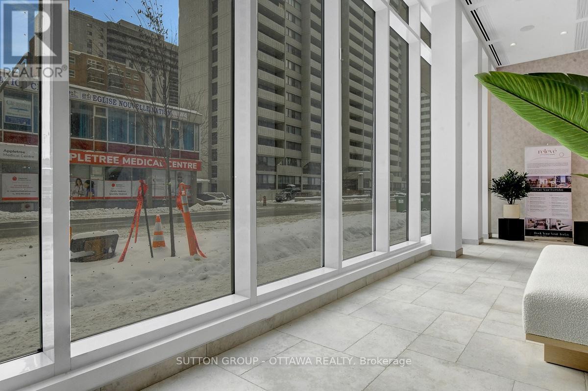 












702 - 391 SLATER STREET

,
Ottawa,




Ontario
K1R0G7

