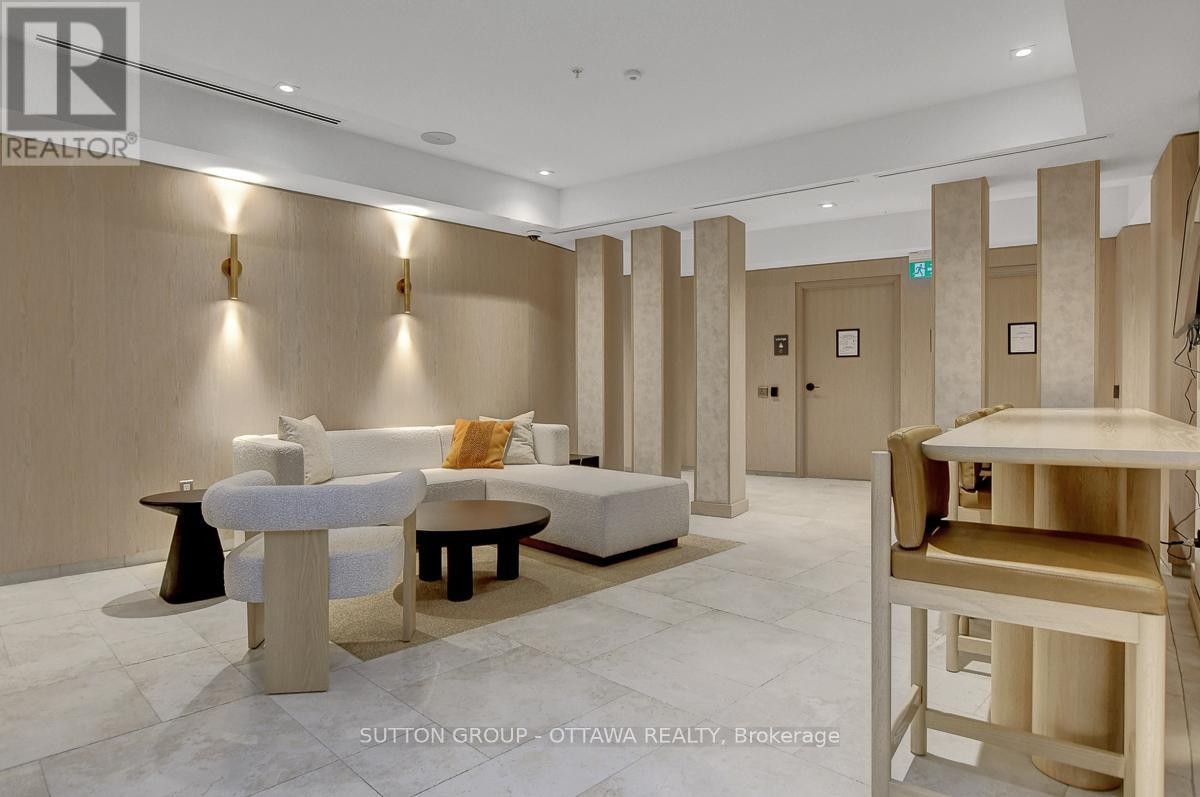 












702 - 391 SLATER STREET

,
Ottawa,




Ontario
K1R0G7

