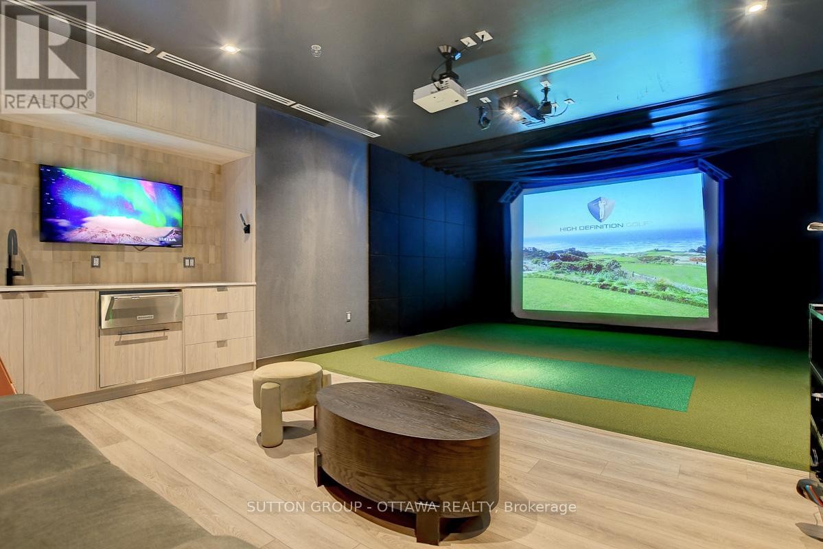 












702 - 391 SLATER STREET

,
Ottawa,




Ontario
K1R0G7

