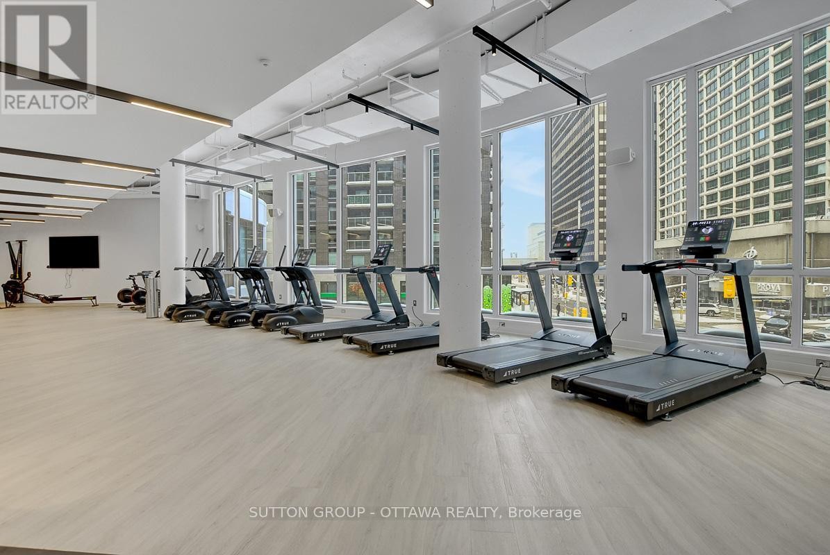 












702 - 391 SLATER STREET

,
Ottawa,




Ontario
K1R0G7

