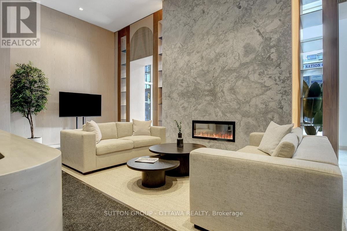 












702 - 391 SLATER STREET

,
Ottawa,




Ontario
K1R0G7

