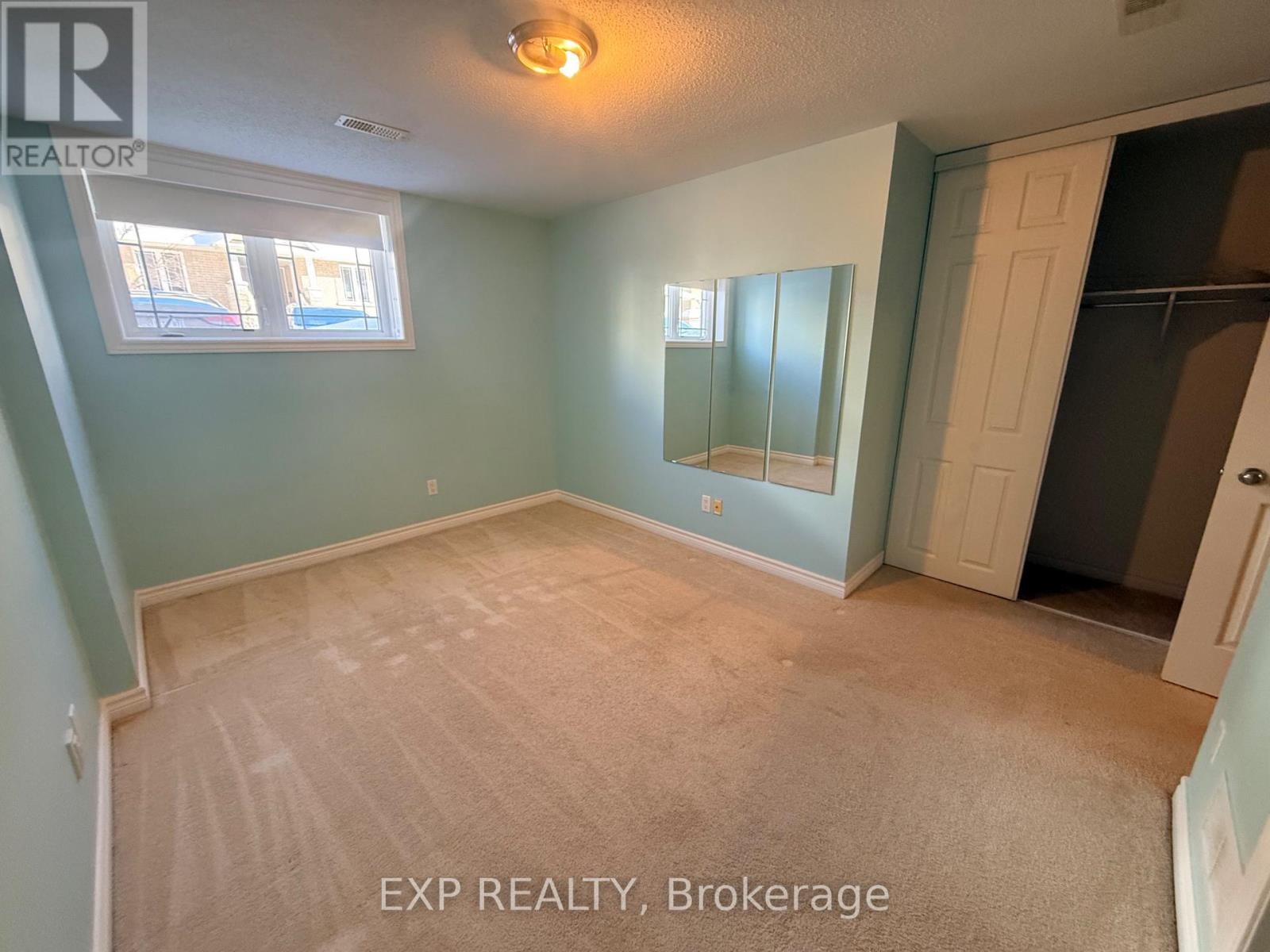 












50 - 265 PASEO PRIVATE N

,
Ottawa,




Ontario
K2G4N7

