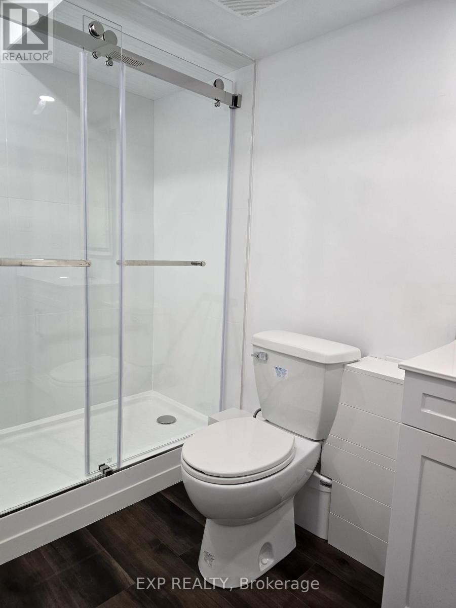 












511- B PARADE DRIVE

,
Ottawa,




Ontario
K2S0X8

